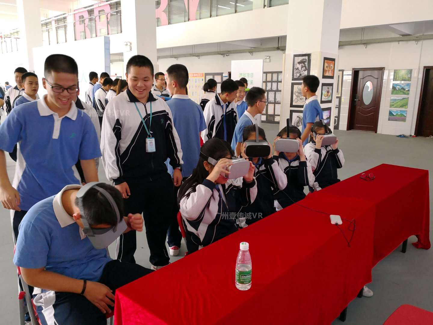 VR禁毒教育